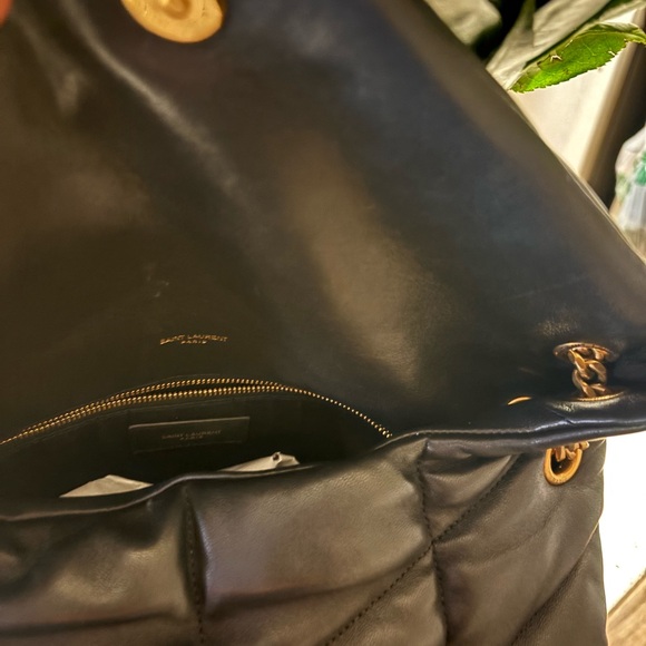 Yves Saint Laurent Black Quilted Shoulder Bag with Gold Chain - Picture 2 of 2